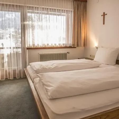 Penzion Gaestehaus-pension Barbara Andelsbuch